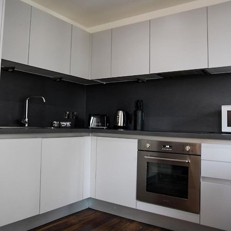 Onpoint Apartments - Spacious 2 Bedroom Apt - City Centre With Balcony Manchester Exterior photo
