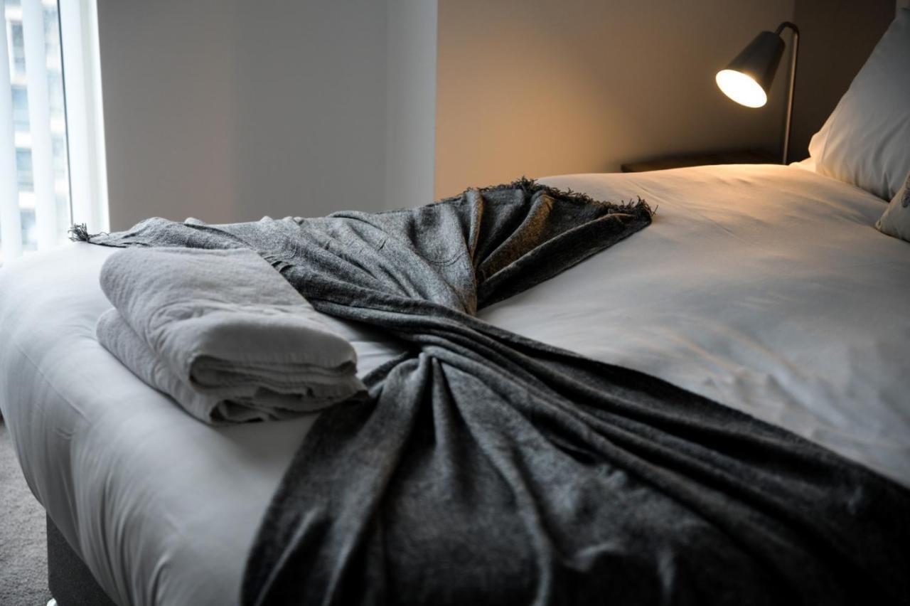 Onpoint Apartments - Spacious 2 Bedroom Apt - City Centre With Balcony Manchester Exterior photo