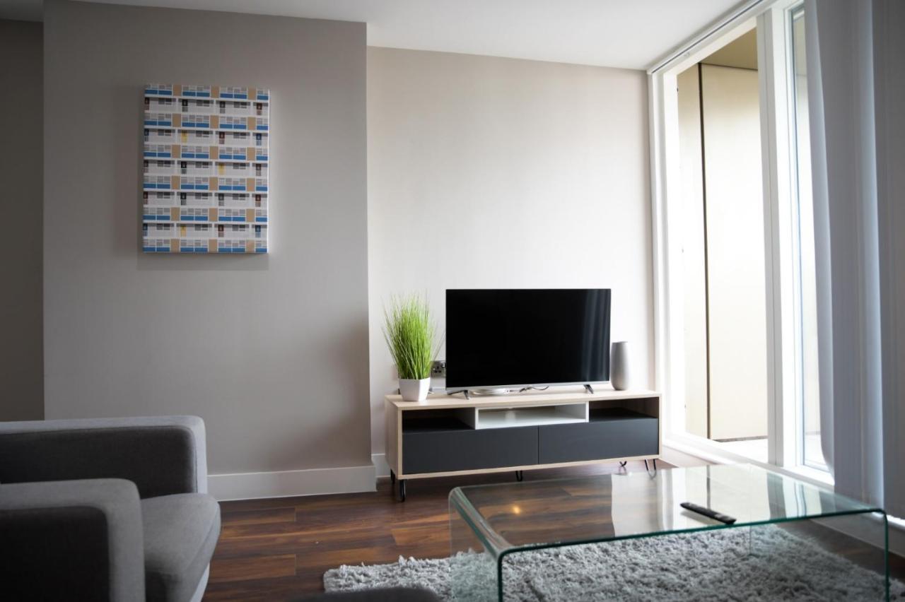Onpoint Apartments - Spacious 2 Bedroom Apt - City Centre With Balcony Manchester Exterior photo