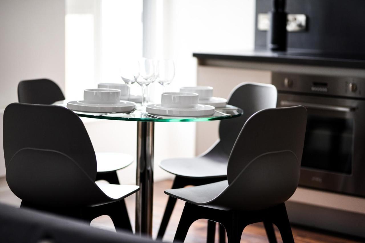 Onpoint Apartments - Spacious 2 Bedroom Apt - City Centre With Balcony Manchester Exterior photo