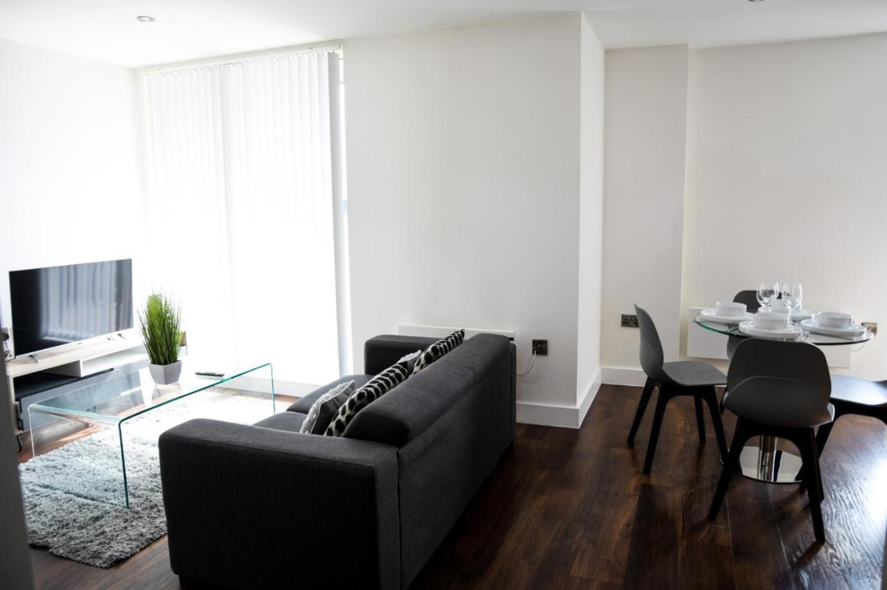 Onpoint Apartments - Spacious 2 Bedroom Apt - City Centre With Balcony Manchester Exterior photo